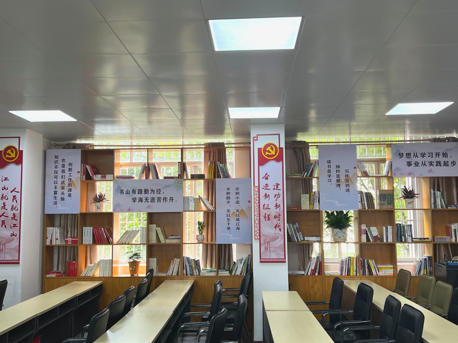 建图3.jpg